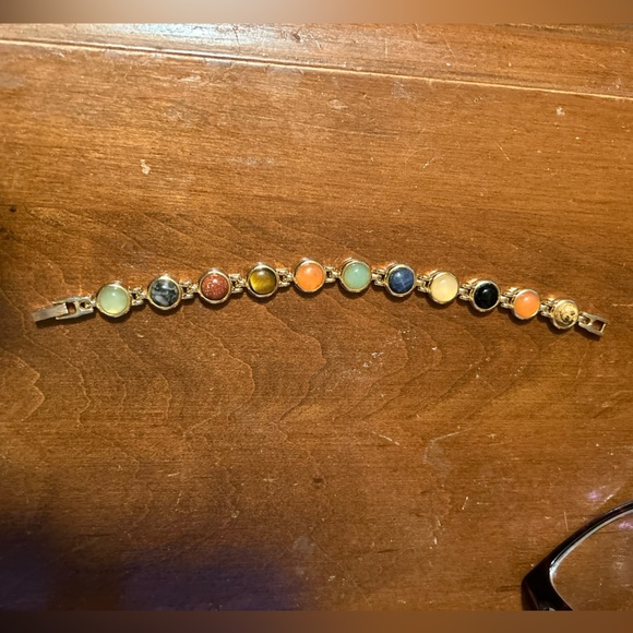 Ladies Gold Tone Multi Colored Gemstone Bracelet 7.5 Inches Unbranded - Picture 6 of 16